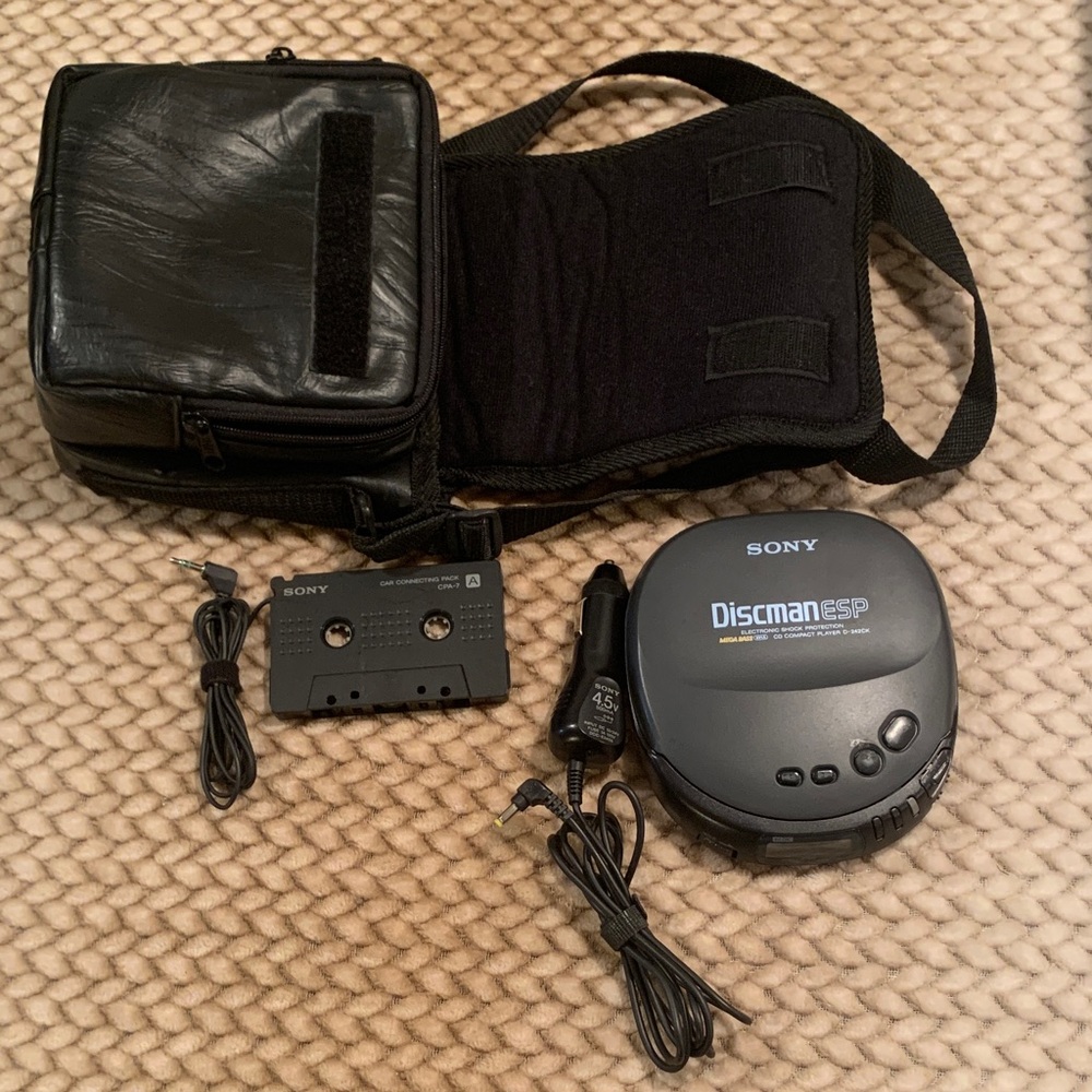 Sony Discman ESP D-242CK with Accessories